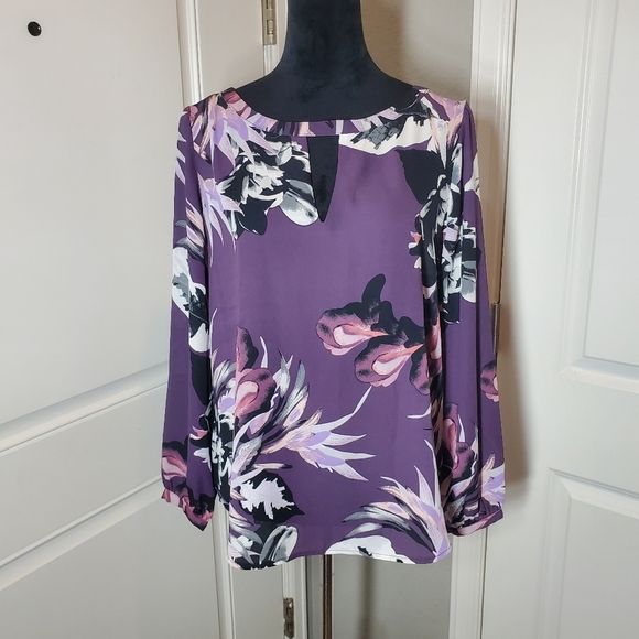 7th Avenue Design Studio New York & Company Med Purple Floral Key Hole Blouse - Picture 1 of 14